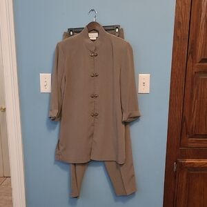 Elegant Gray Pantsuit